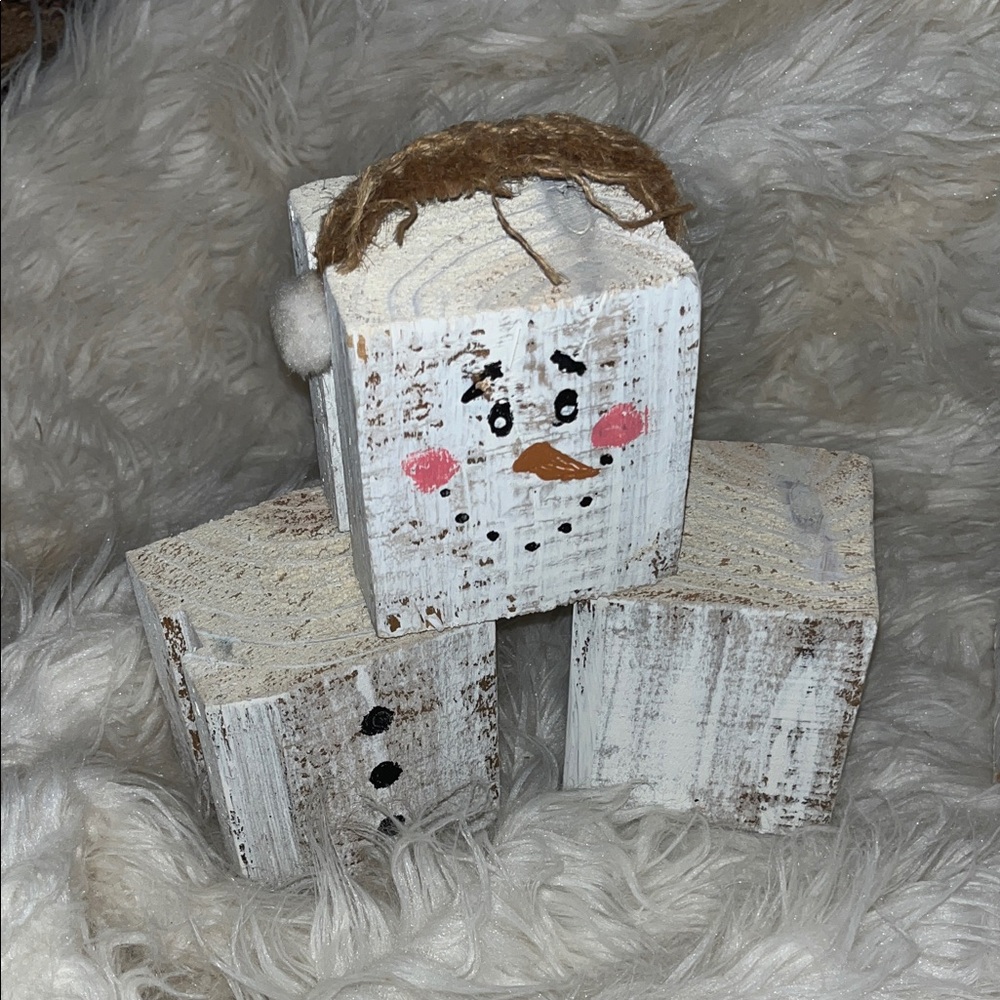 Rustic Snowman Block Decor - Picture 14 of 17